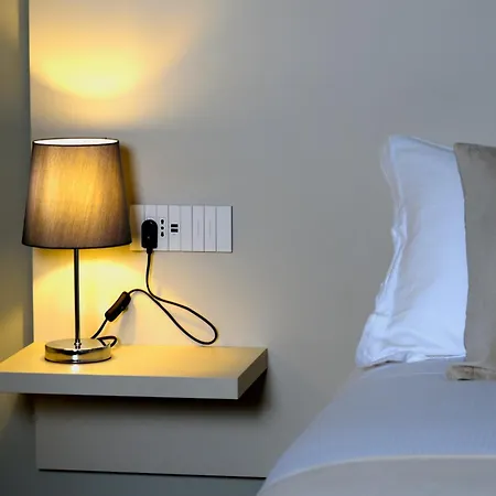 Apartment Piazzacorvettouno Pieno Centro Genoa