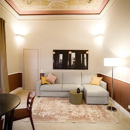 Piazzacorvettouno Pieno Centro Apartment *