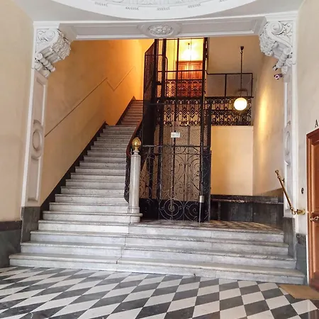 דירה Piazzacorvettouno Luxuryapartment 70 Mq Pieno Centro