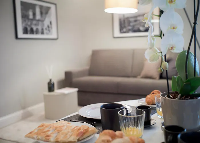 Piazzacorvettouno Luxuryapartment 70 Mq Pieno Centro *